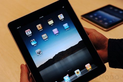iPad по-прежнему контролирует рынок США, Kindle Fire теряет свои позиции.