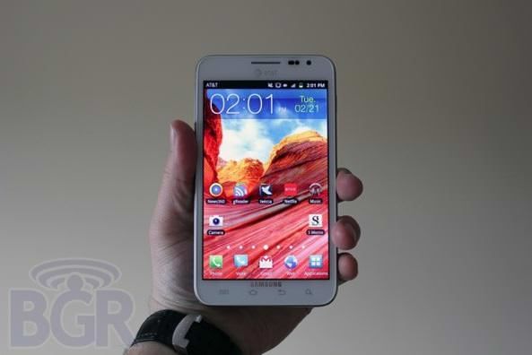 Слухи: релиз Samsung Galaxy Note II состоится 15 августа