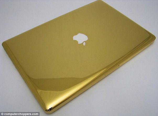Золотой Macbook Pro от компании ComputerChoppers
