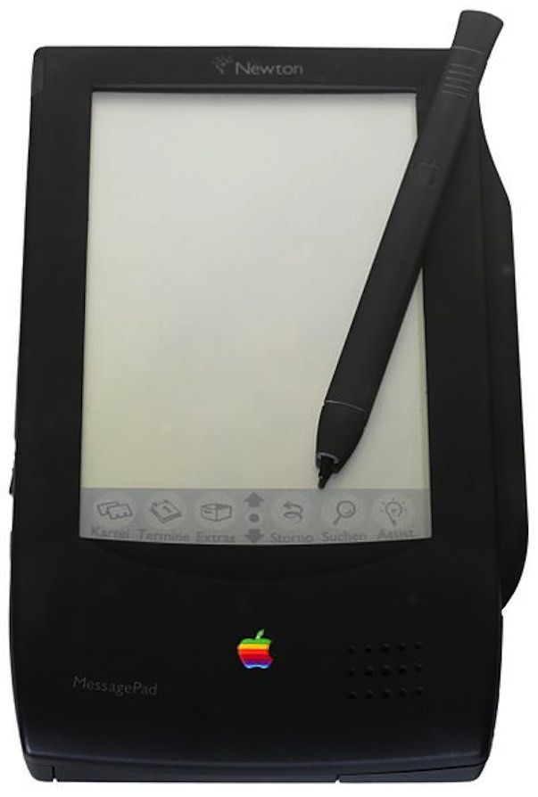 MacPhone и другие несостоявшиеся продукты Apple в книге "Design Forward"