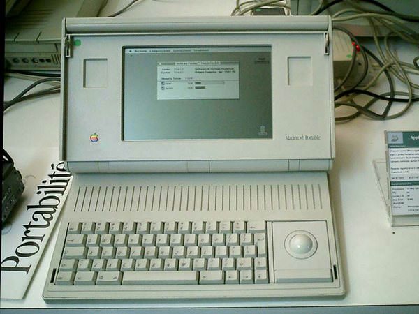 Эволюция устройств Apple. Компьютер Macintosh Portable 1989 год. (выпуск 11)