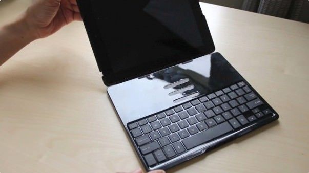 Belkin Ultimate Keyboard Case оснащена магнитами