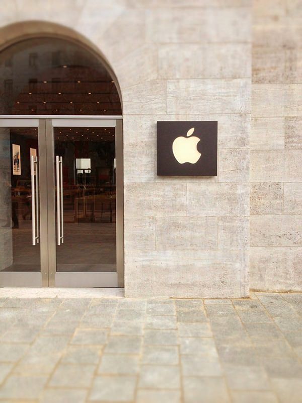 Apple Store в Берлине