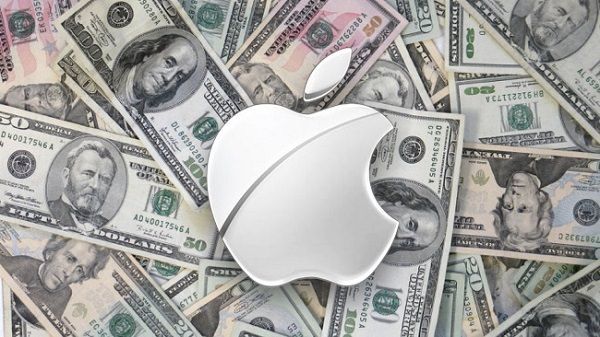 Apple хранит 10%  наличности США