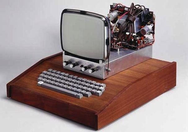 Первый компьютер Apple 1