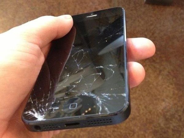 replace-your-apple-iphone-5s-cracked-screen