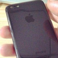 черный iPhone 5c