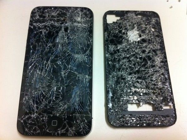 iPhone 5 взорвался в руках китаянки