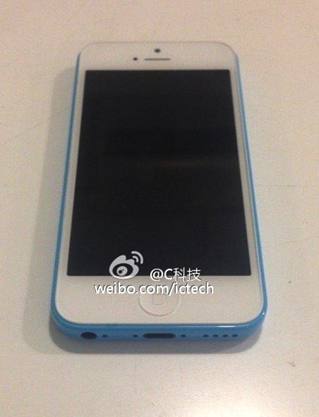 iphone 5c бело-голубой