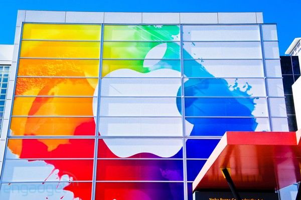 Barclays: Apple необходим прорыв уровня Siri