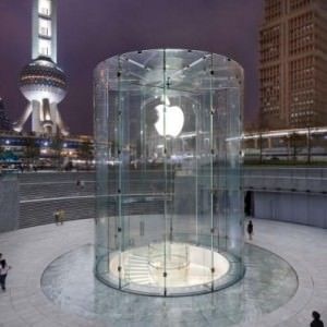 Вся информация о ближайшем Apple Store
