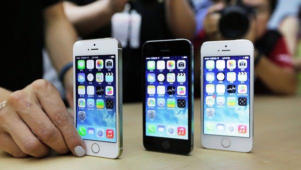 В России начинается дефицит iPhone 5s