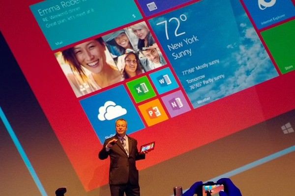 Стивен Элоп представил первый планшет Nokia