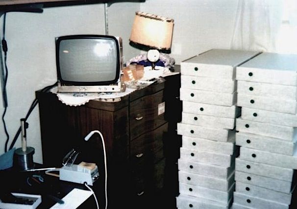 Компьютеры Apple 1 в спальне Стива Джобса