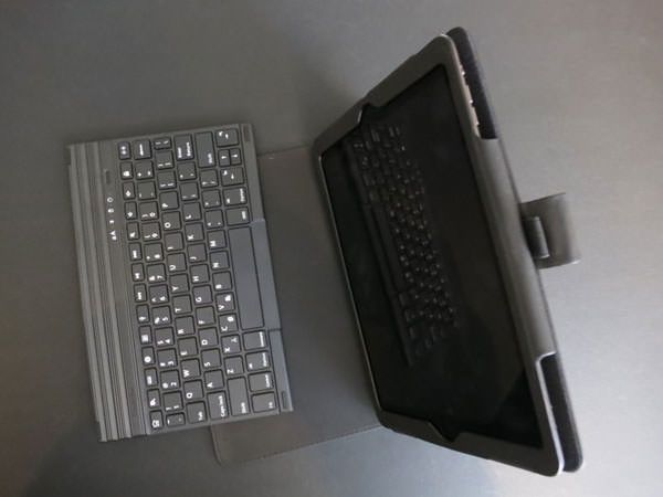 модели чехлов-клавиатур для iPad Air 