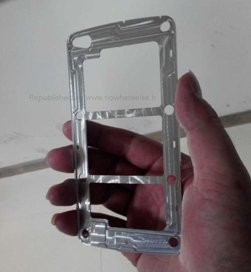amsung Galaxy S5 положит конец эре пластиковых смартфонов