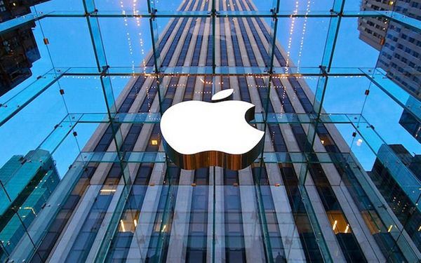 Apple намерена запатентовать в России товарный знак «Яблоко»