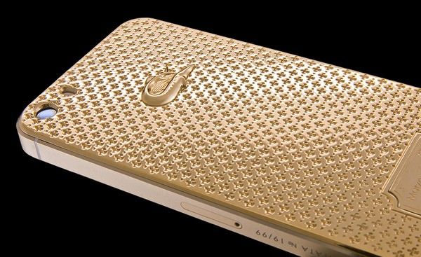 Unico Leone - золотой iPhone 5s от Caviar