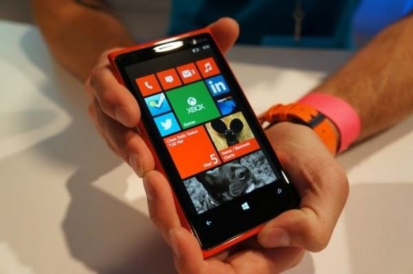 Microsoft планирует стать лидером мобильного рынка