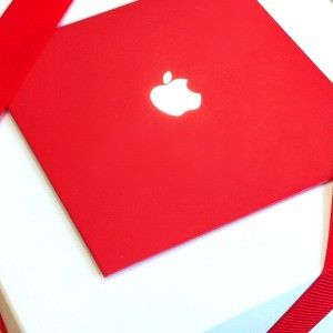 подарки apple на Рождество и Новый год