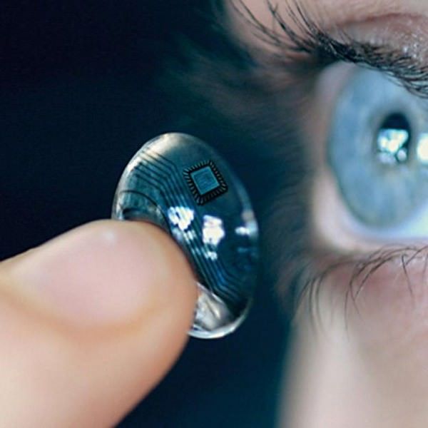 Google оснастит «умные» контактные линзы датчиками