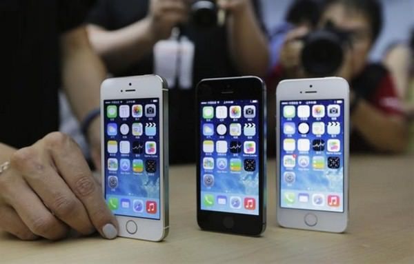 Владельцы iPhone 5s используют на 20% больше данных