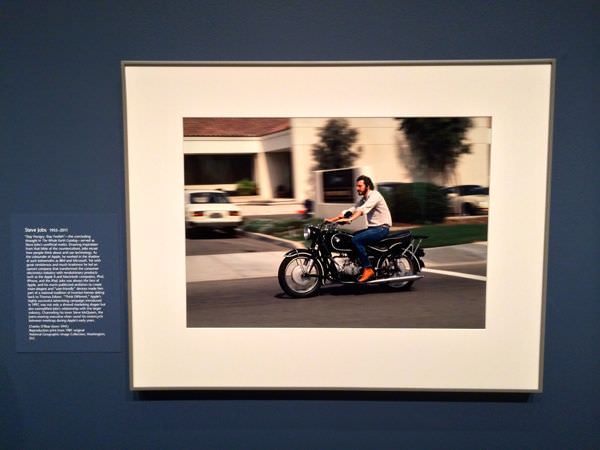 Стив Джобс на мотоцикле