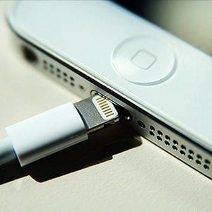 Европарламент запретит Apple