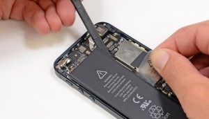 В России стартовала программа по замене неисправных аккумуляторов iPhone 5