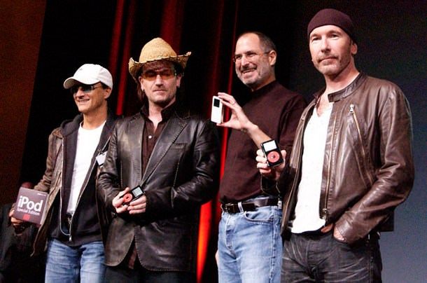 Apple заплатила группе U2 за альбом и выступление $100 млн