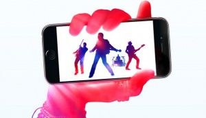 Apple заплатила группе U2 за альбом и выступление $100 млн