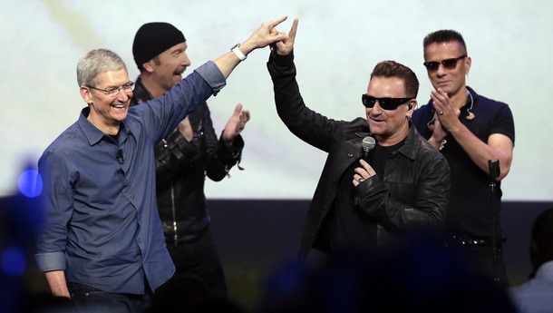 Новый альбом группы U2 доступен для бесплатного скачивания в iTunes