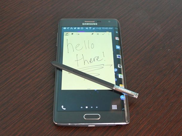 Samsung Galaxy Note Edge vs iPhone 6 Plus