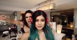 solo beats selfi ad
