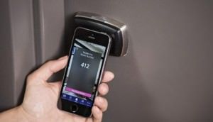 "Умный" замок, управляемый iPhone и Apple Watch