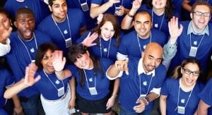 сотрудники Apple Store