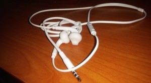 Наушники от Samsung Galaxy S6