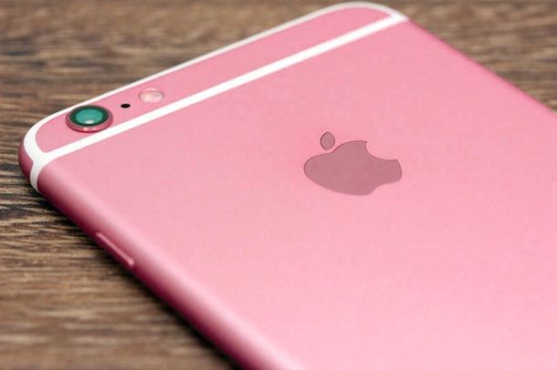 Розовый iPhone 6