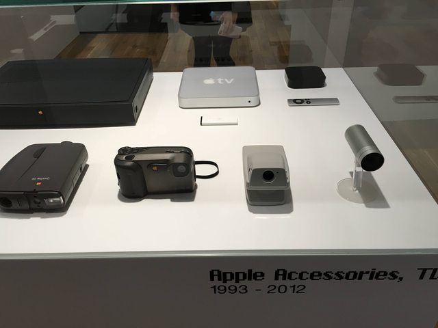 фотографии с выставки Apple Museum в Праге