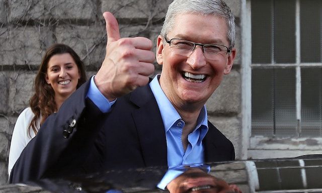 Tim Cook thumbs up