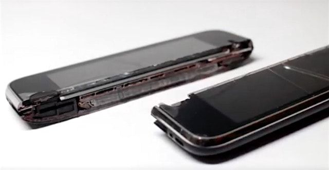 iPhone 3Gs разрезали струей воды
