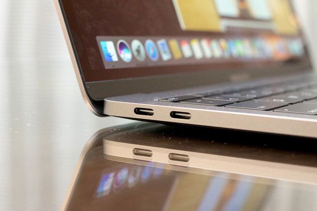 Набор необходимых переходников для нового MacBook Pro оказался дороже $250