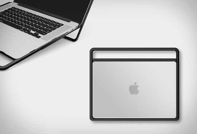 Чехол Lift - невероятный гибрид чемодана и подставки для MacBook