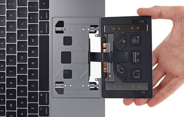 Результаты разбора MacBook Pro 2016: Бутафорские решетки динамиков и практически полная ремонтонепригодность