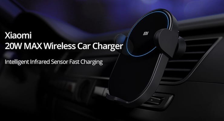 Wireless charger for smartphone in the car