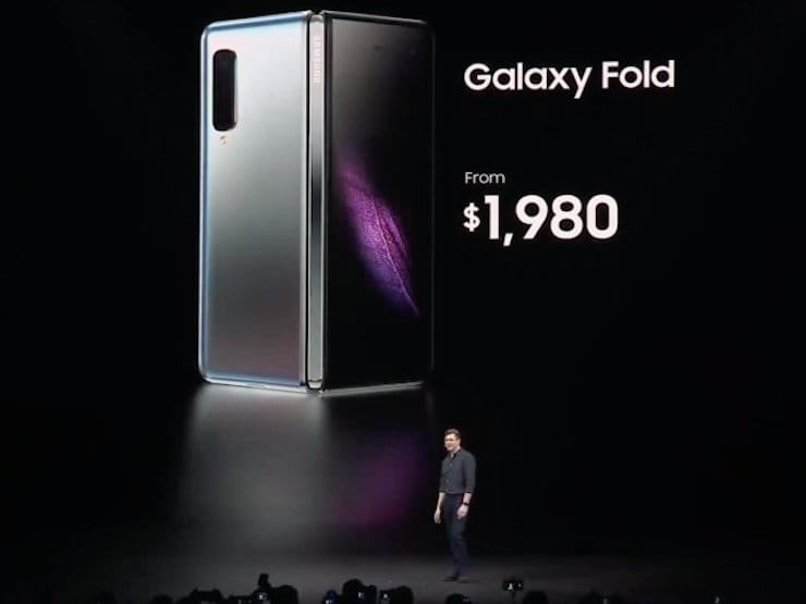 Гнущийся смартфон Samsung Galaxy Fold