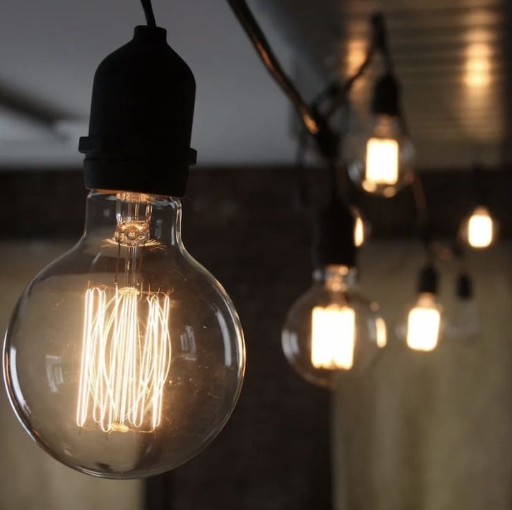 Стильные лампочки Эдисона для украшения интерьеров