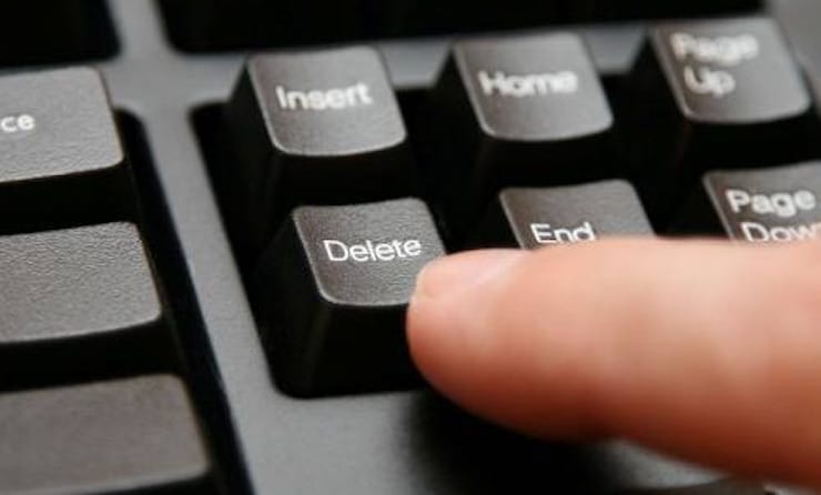 Що означає кнопка Delete на клавіатурі?