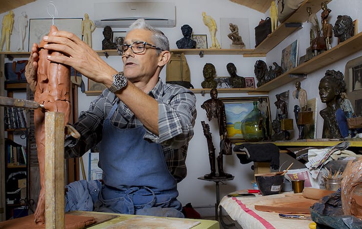 «Разорванные путешественники»: необычные скульптуры Бруно Каталано