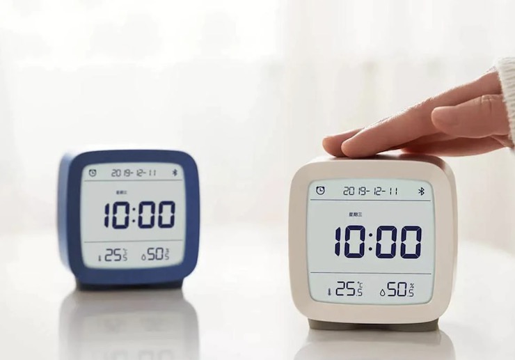 Умный будильник от Xiaomi, который еще является и часами, и термометром с гигрометром